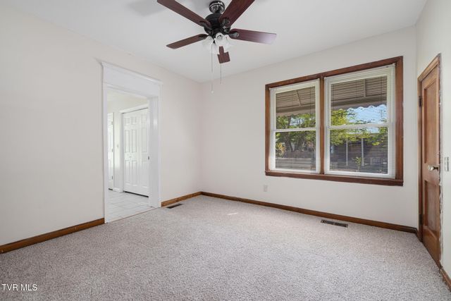 153 Forest Avenue, Pennington Gap, VA 24277