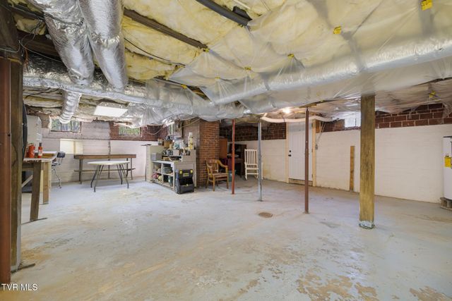 153 Forest Avenue, Pennington Gap, VA 24277