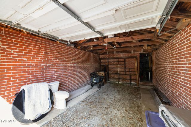 153 Forest Avenue, Pennington Gap, VA 24277
