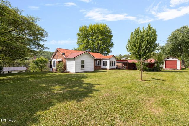 153 Forest Avenue, Pennington Gap, VA 24277