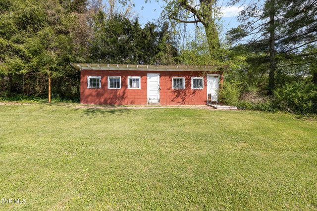 153 Forest Avenue, Pennington Gap, VA 24277