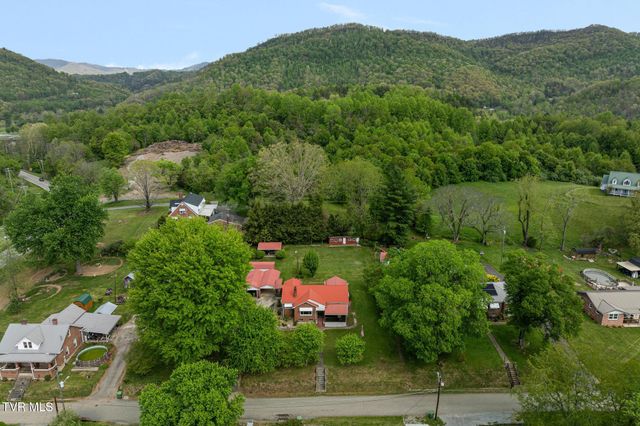153 Forest Avenue, Pennington Gap, VA 24277