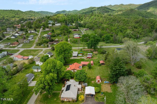153 Forest Avenue, Pennington Gap, VA 24277