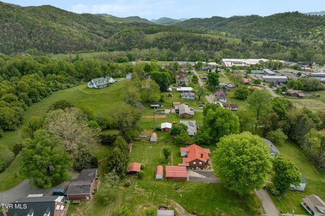 153 Forest Avenue, Pennington Gap, VA 24277