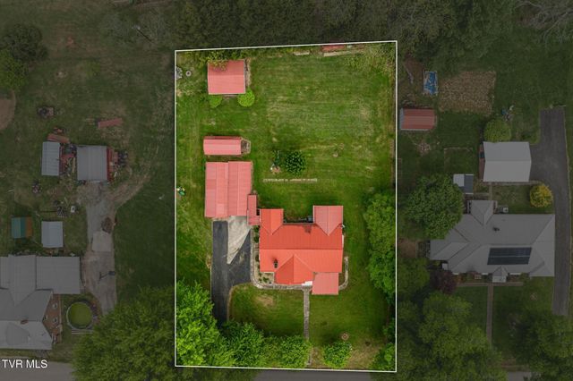 153 Forest Avenue, Pennington Gap, VA 24277