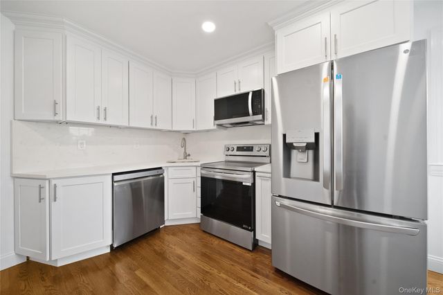 3914 Waverly Avenue, Seaford, NY 11783