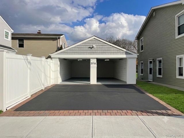 3914 Waverly Avenue, Seaford, NY 11783