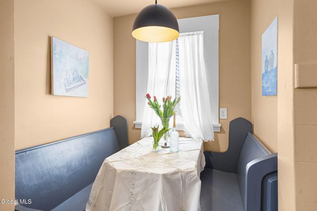 1457 Baker Avenue, Niskayuna, NY 12309