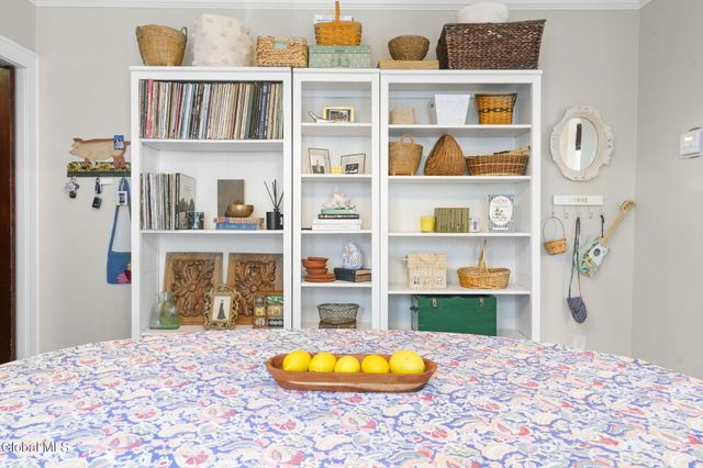 1457 Baker Avenue, Niskayuna, NY 12309