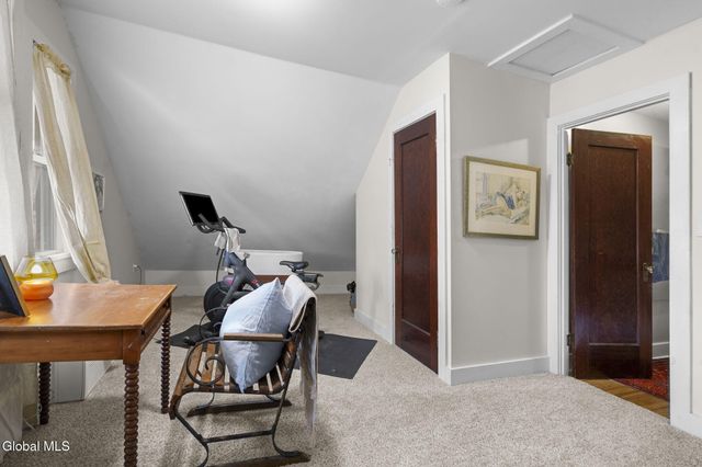 1457 Baker Avenue, Niskayuna, NY 12309