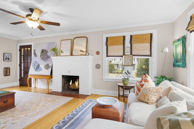 1457 Baker Avenue, Niskayuna, NY 12309