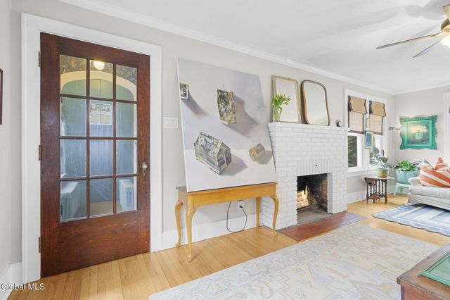 1457 Baker Avenue, Niskayuna, NY 12309