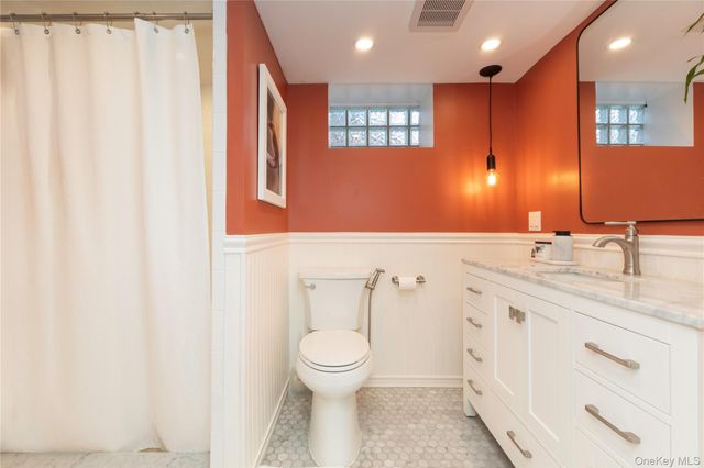 77 Buckley Street, Bronx, NY 10464