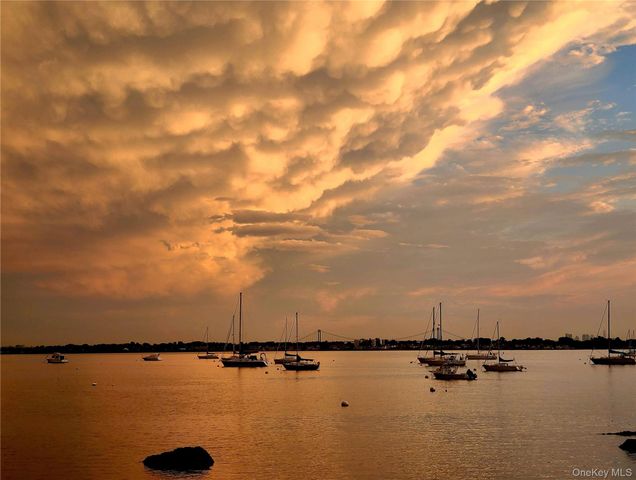 77 Buckley Street, Bronx, NY 10464