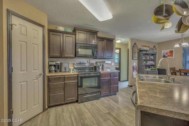 2518 W 29th Street, Joplin, MO 64804