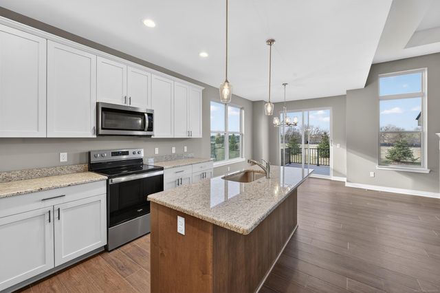 3736 Chatham Place Place 6, Brighton, MI 48114