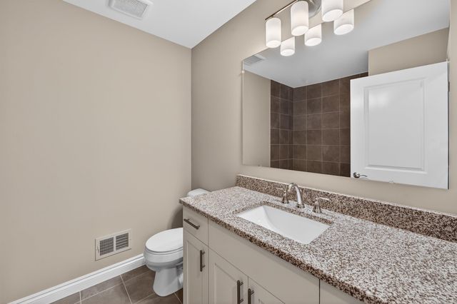 3736 Chatham Place Place 6, Brighton, MI 48114