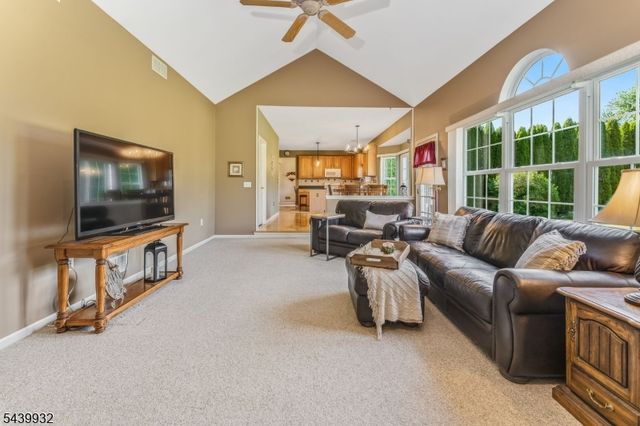 208 Curtis Court, Greenwich Twp., NJ 08886