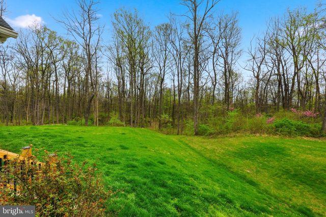 58 BLESSING LN, Martinsburg, WV 25403