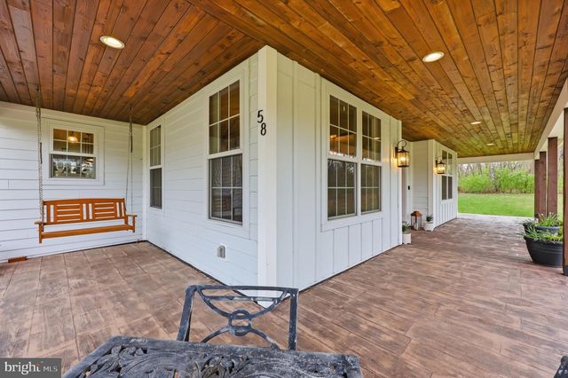 58 BLESSING LN, Martinsburg, WV 25403