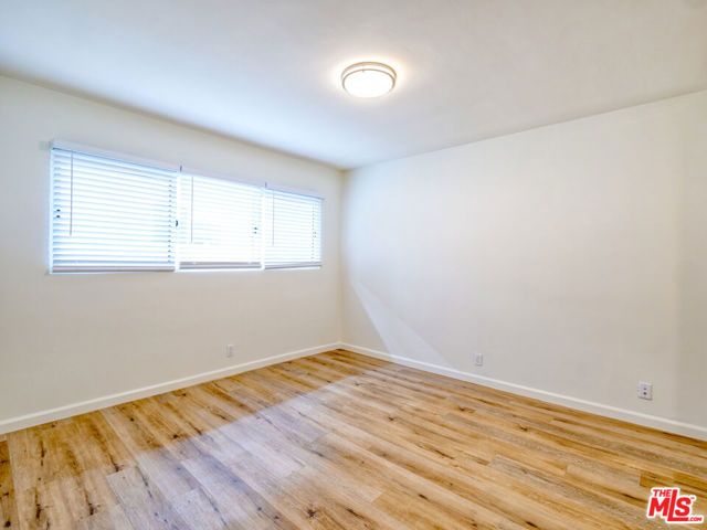 337 N Oakhurst Drive 6, Beverly Hills, CA 90210