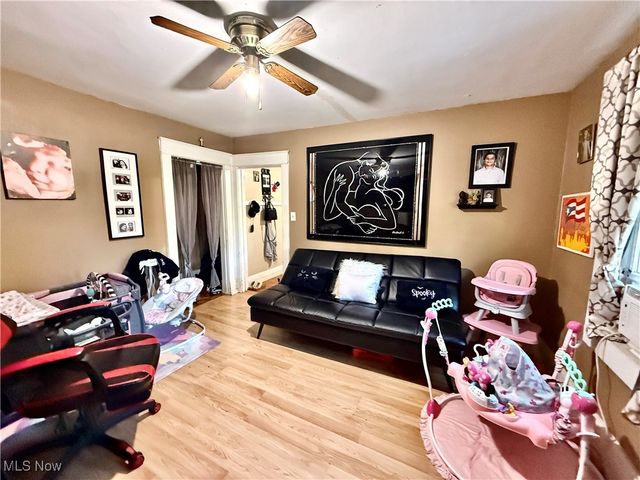 52 12th Street, Campbell, OH 44405