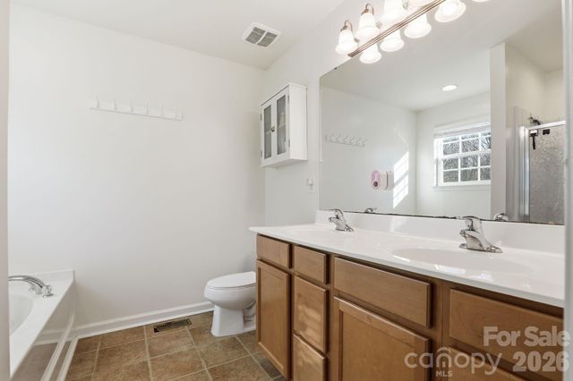 7532 W Berkeley Road 25, Denver, NC 28037