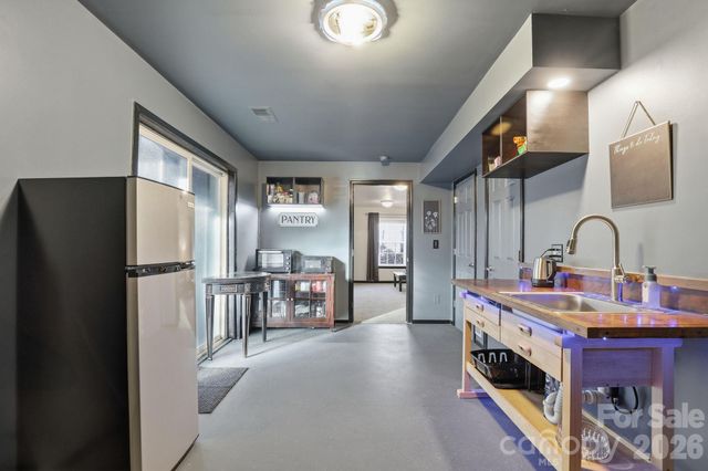 7532 W Berkeley Road 25, Denver, NC 28037