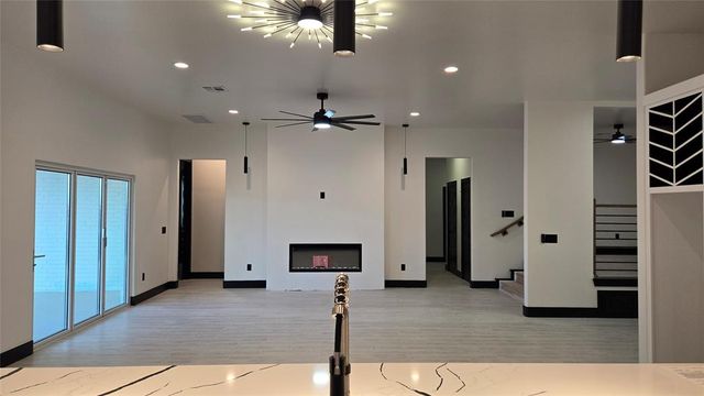 321 Greens Parkway, Norman, OK 73069