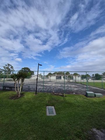 2031 CASCADES BOULEVARD 307, Kissimmee, FL 34741