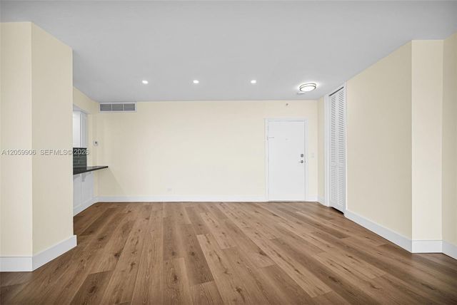 2451 Brickell Ave 5G, Miami, FL 33129