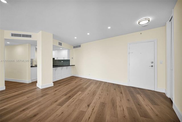 2451 Brickell Ave 5G, Miami, FL 33129