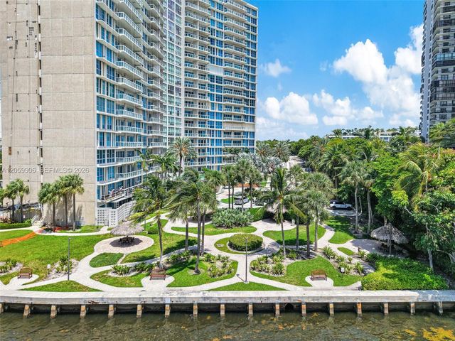 2451 Brickell Ave 5G, Miami, FL 33129