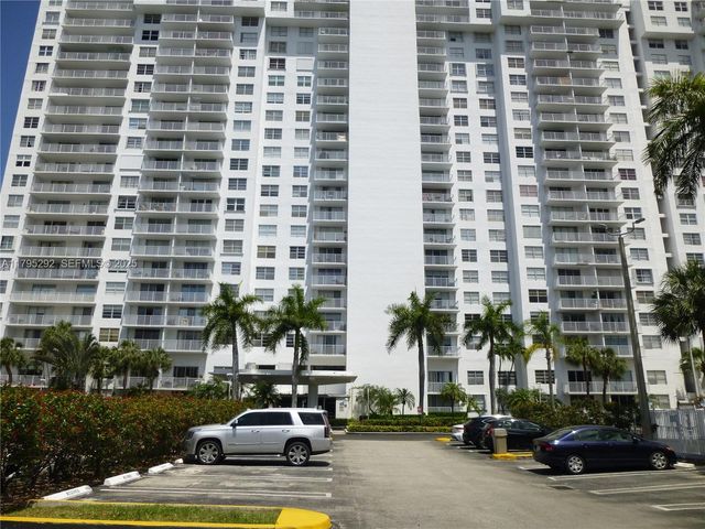 2801 NE 183rd Street 1507W, Aventura, FL 33160