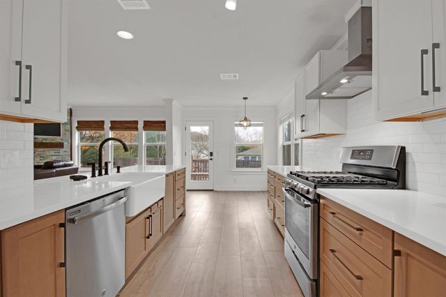 1290 Sweet Gum, Kyle, TX 78640