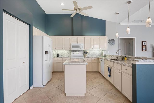 715 THISTLELAKE DRIVE, Venice, FL 34293