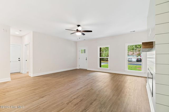 745 Lakeside Drive SE 46, Bolivia, NC 28422