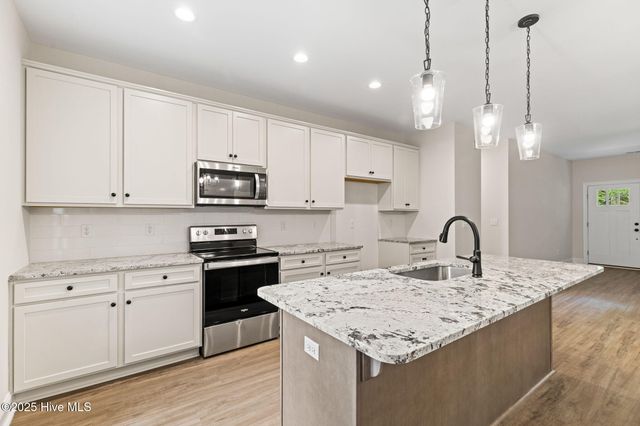 745 Lakeside Drive SE 46, Bolivia, NC 28422