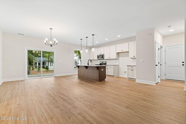 745 Lakeside Drive SE 46, Bolivia, NC 28422