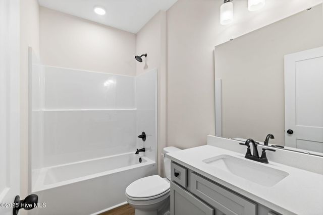 745 Lakeside Drive SE 46, Bolivia, NC 28422