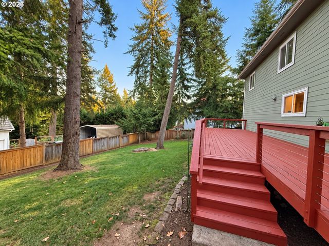 3293 SOUTHVIEW Dr, Eugene, OR 97405