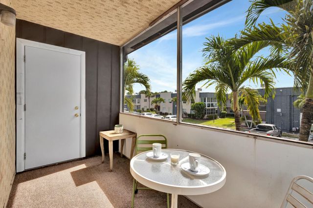 369 Burgundy H H, Delray Beach, FL 33484