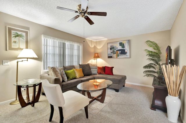 369 Burgundy H H, Delray Beach, FL 33484