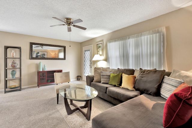 369 Burgundy H H, Delray Beach, FL 33484