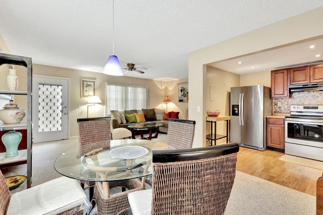369 Burgundy H H, Delray Beach, FL 33484