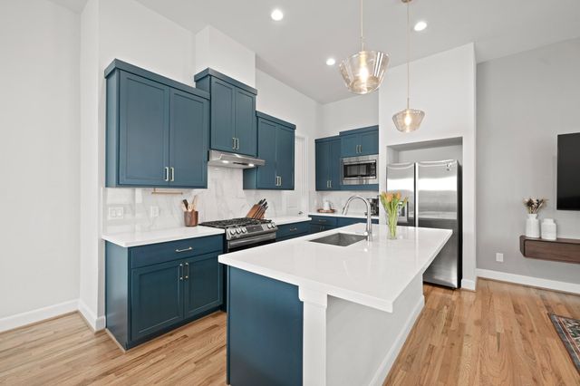 9551 Neuens Road C, Houston, TX 77080