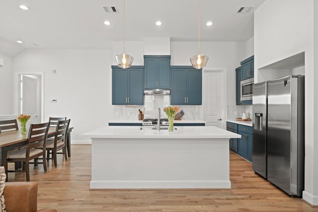 9551 Neuens Road C, Houston, TX 77080