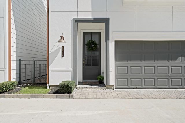 9551 Neuens Road C, Houston, TX 77080