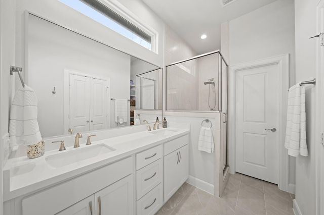 9551 Neuens Road C, Houston, TX 77080