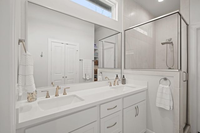 9551 Neuens Road C, Houston, TX 77080